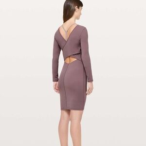 NWT Lululemon Contour Dress *Nulu ~ Sz 8 ~ Tight Fit Long Sleeve